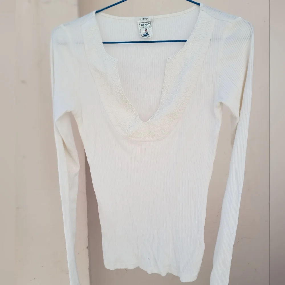 Old navy ivory full sleeves top with beaded deep U neck - Picture 6 of 11